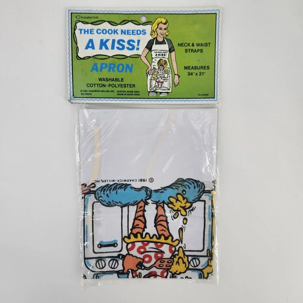 Vintage 1981 Novelty Chef Needs A Kiss Funny Apron NOS‎ Cartoon Gift